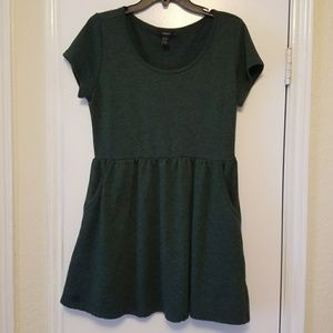 Forever 21 GREEN Fit and Flare Dress w/ Pockets!